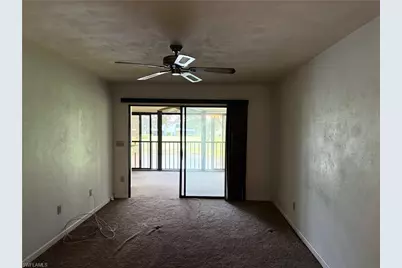 5650 Trailwinds Dr #124, Fort Myers, FL 33907 - Photo 4