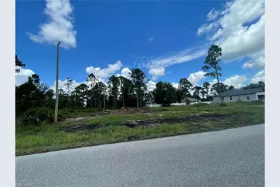 1013 Grant Blvd, Lehigh Acres, FL 33974 - Photo 2