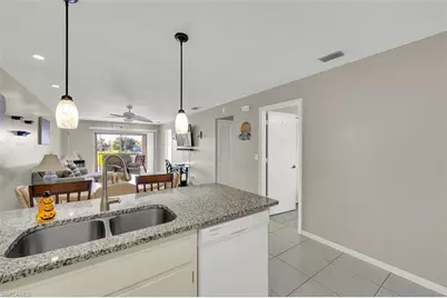 1100 Pondella Rd #611, Cape Coral, FL 33909 - Photo 8
