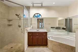 920 SW 4th Pl, Cape Coral, FL 33991 - Photo 32