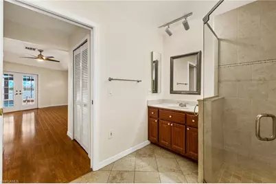920 SW 4th Pl, Cape Coral, FL 33991 - Photo 34