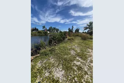 2839 NW 6th St, Cape Coral, FL 33993 - Photo 4