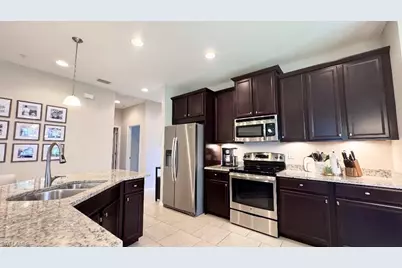 8541 Oakshade Cir #201, Fort Myers, FL 33919 - Photo 8