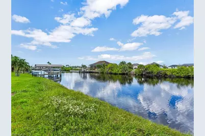 1646 NW 36th Ave, Cape Coral, FL 33993 - Photo 8