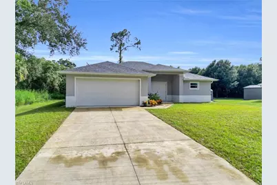 1006 Asther St E, Lehigh Acres, FL 33974 - Photo 8