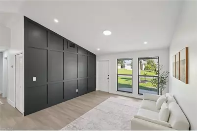 2128 NE 9th Pl, Cape Coral, FL 33909 - Photo 2