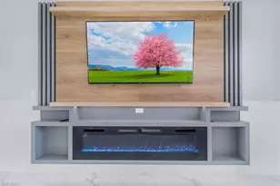 344 Parkman Ave, Lehigh Acres, FL 33974 - Photo 8