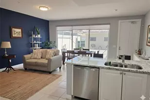 6112 Towncenter Cir, Naples, FL 34119 - Photo 4