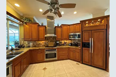 8601 Belle Meade Dr, Fort Myers, FL 33908 - Photo 4