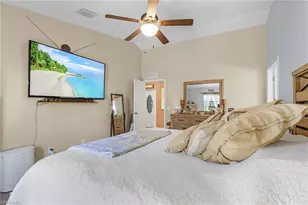 2102 Bolado Pkwy, Cape Coral, FL 33990 - Photo 16