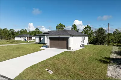 801 E 9th St, Lehigh Acres, FL 33972 - Photo 2