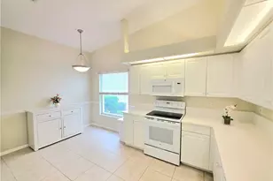 25158 Golf Lake Cir, Bonita Springs, FL 34135 - Photo 4