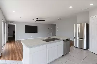 1716 NW 29th St, Cape Coral, FL 33993 - Photo 4