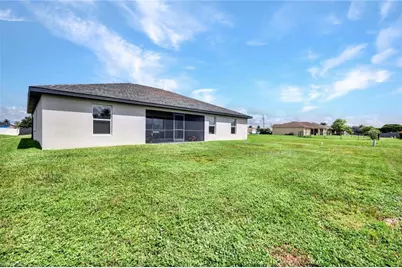 216 NW 9th Ter, Cape Coral, FL 33993 - Photo 24