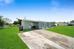102 Oleander Rd, Lehigh Acres, FL 33936 - Photo 2