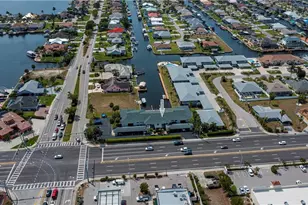 808 Cape Coral Pkwy W, Cape Coral, FL 33914 - Photo 6