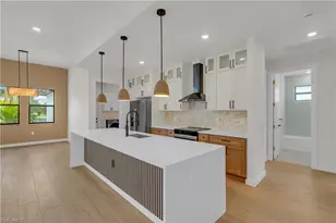 2719 2nd St NW, Naples, FL 34120 - Photo 8