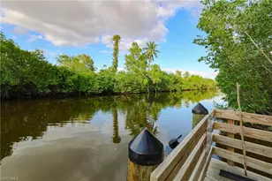 1747 Beverly Dr, Naples, FL 34114 - Photo 28