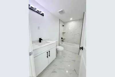 670 Chemstrand St E, Lehigh Acres, FL 33974 - Photo 10