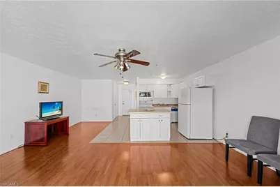 830 Wiggins Pass Rd #14, Naples, FL 34110 - Photo 4