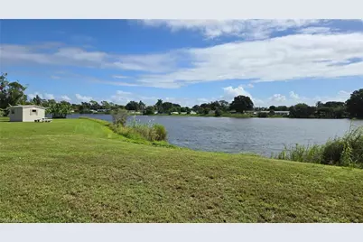 14 Richmond Ave N, Lehigh Acres, FL 33936 - Photo 38