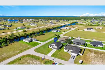 3927 NW 38th St, Cape Coral, FL 33993 - Photo 6