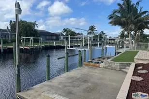 1938 Cornwallis Pkwy, Cape Coral, FL 33904 - Photo 12