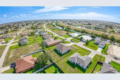 3083 NW 4th Pl, Cape Coral, FL 33993 - Photo 38