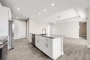 5044 Wildgoose Cir, Labelle, FL 33935 - Photo 12