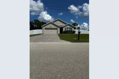3833 NE 17th Ave, Cape Coral, FL 33909 - Photo 2