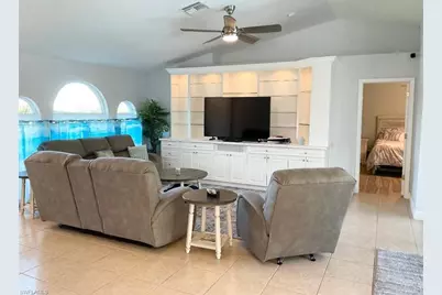 2537 SW 29th Ter, Cape Coral, FL 33914 - Photo 4