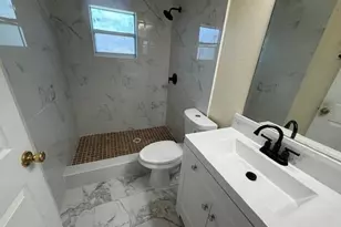 2915 21st St SW, Lehigh Acres, FL 33976 - Photo 8