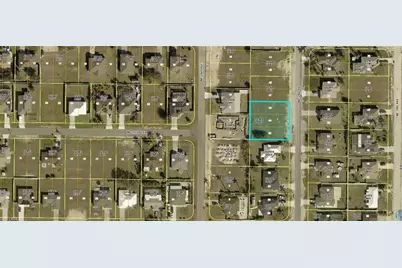 1116 NE 2nd Pl, Cape Coral, FL 33909 - Photo 2