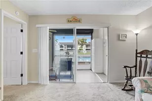 1005 SE 40th St, Cape Coral, FL 33904 - Photo 10