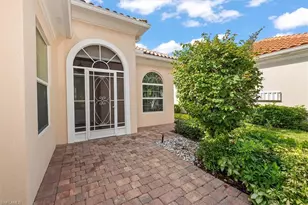 4017 Trinidad Way, Naples, FL 34119 - Photo 4