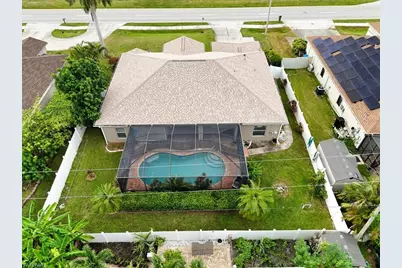 2607 Chiquita Blvd S, Cape Coral, FL 33914 - Photo 6