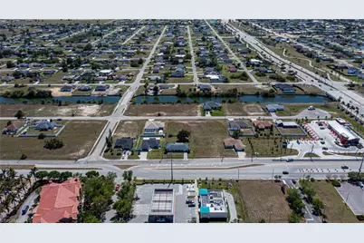 1628 Kismet Pkwy E, Cape Coral, FL 33909 - Photo 20