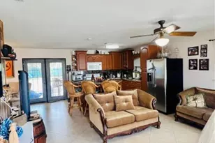804 March St, North Fort Myers, FL 33903 - Photo 4