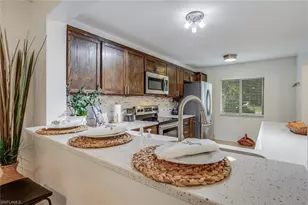 210 Timber Lake Cir, Naples, FL 34104 - Photo 10