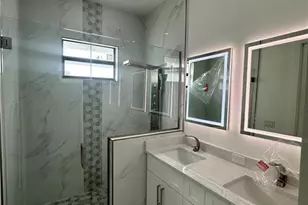 1022 Candlelight Dr, Lehigh Acres, FL 33974 - Photo 20