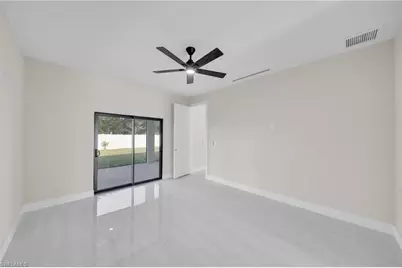 205 NE 9th Pl, Cape Coral, FL 33909 - Photo 24