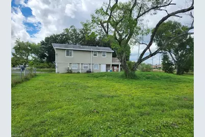 3218 24th St SW, Lehigh Acres, FL 33976 - Photo 2