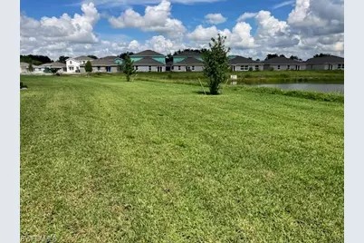 12145 Savanna Lakes Blvd, Lehigh Acres, FL 33974 - Photo 20