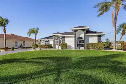 2027 SE 21st St, Cape Coral, FL 33990 - Photo 2