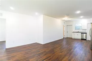 3309 Armstrong Ct, Fort Myers, FL 33916 - Photo 4