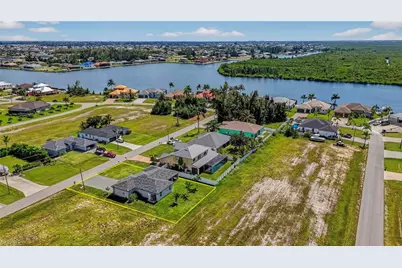 2716 NW 45th Pl, Cape Coral, FL 33993 - Photo 38