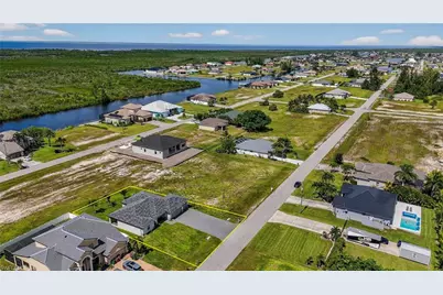 2716 NW 45th Pl, Cape Coral, FL 33993 - Photo 34