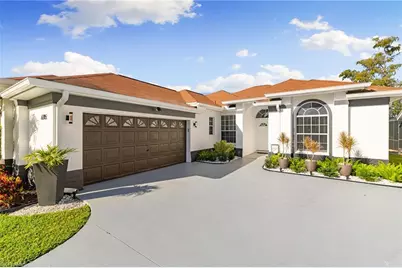 6785 Berwick Pl, Naples, FL 34104 - Photo 2
