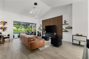 6785 Berwick Pl, Naples, FL 34104 - Photo 8