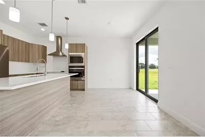 5017 W Hummingbird Dr, Labelle, FL 33935 - Photo 8